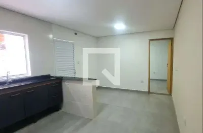 Casa com 2 quartos para alugar na Rua Marcos Antônio Liota, Picanço, Guarulhos