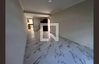 Casa com 2 quartos para alugar na Rua Brigadeiro Gama Barcelos, Jabaquara, São Paulo