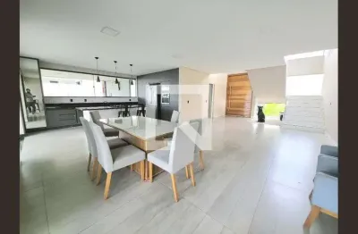 Casa / sobrado em condomínio para aluguel - várzea, 3 quartos,  250 m² - lagoa santa