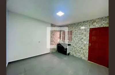 Casa com 1 quarto para alugar na Rua Anhumas, Jardim Célia, Guarulhos