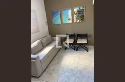 Casa com 2 quartos para alugar na Rua Maurícia Borges, Jacutinga, Mesquita