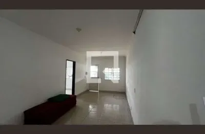 Casa com 3 quartos para alugar na Qs 8 - St. Hab. Arniqueira Brasília - Df Brasil, Taguatinga Centro (Taguatinga), Brasília