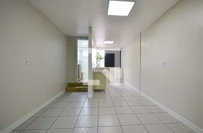 Kitnet / Stúdio para Aluguel - Nova Floresta, 1 Quarto,  28 m² - Belo Horizonte