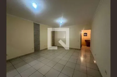 Casa com 3 quartos para alugar na Rua Jacó, Centro, Barueri