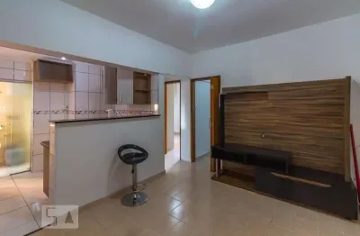 Apartamento com 2 quartos para alugar na Rua Sampson, Brás, São Paulo