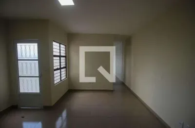 Casa com 1 quarto para alugar na Rua Galileu Pasquinelli, Vila Melges, Sorocaba