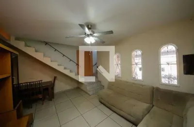 Casa com 4 quartos para alugar na Rua Pinto da Luz, Vila Ema, São Paulo