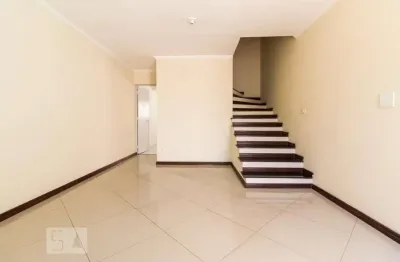 Casa com 2 quartos para alugar na Rua Irmãos Leme, Tatuapé, São Paulo