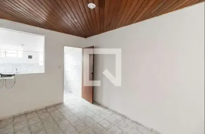 Casa com 1 quarto para alugar na Rua Peixoto, Ponte Rasa, São Paulo