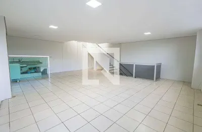 Casa com 3 quartos para alugar na Rua Mesbla, Urca, Belo Horizonte