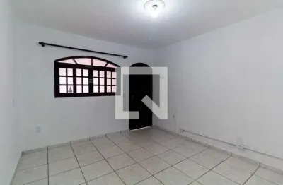 Casa com 2 quartos para alugar na Rua Lúcio Cardim Filho, Sapopemba, São Paulo
