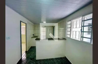 Casa com 2 quartos para alugar na Rua Moras, Gopoúva, Guarulhos