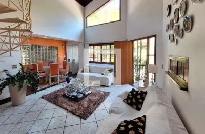 Casa / sobrado em condomínio para aluguel - piratininga, 3 quartos,  350 m² - niterói