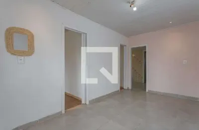 Casa com 2 quartos para alugar na Rua Domingos de Abreu, Sarandi, Porto Alegre