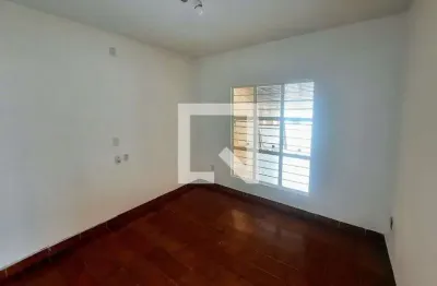 Casa para Aluguel - Parque Manchester, 2 Quartos,  85 m² - Sorocaba