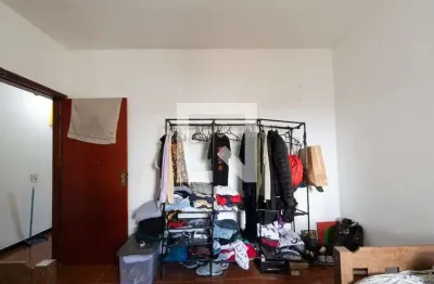 Casa com 3 quartos para alugar na Rua Raymundo Frutuoso da Silva, Vila São Jorge, Sorocaba