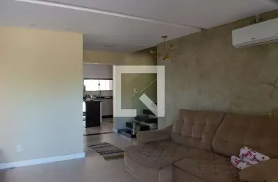 Casa / sobrado em condomínio para aluguel - guaratiba, 4 quartos,  260 m² - rio de janeiro