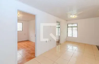 Casa com 2 quartos para alugar na Rua Amapá, Vila Nova, Porto Alegre