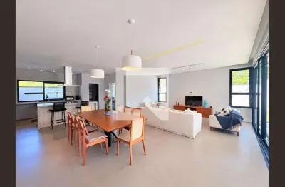 Casa / sobrado em condomínio para aluguel - gramadão , 4 quartos,  500 m² - jundiaí