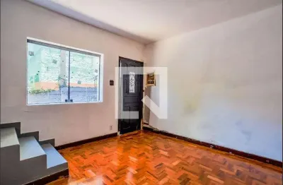 Casa com 2 quartos para alugar na Avenida João Ramalho, Centro, Santo André
