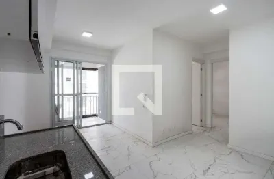 Apartamento com 2 quartos para alugar na Rua Marina Ciufuli Zanfelice, Lapa, São Paulo