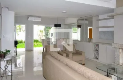 Casa / sobrado em condomínio para aluguel - hipica, 3 quartos,  150 m² - porto alegre