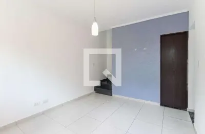 Casa com 2 quartos para alugar na Rua Jucuruçu, Itaquera, São Paulo