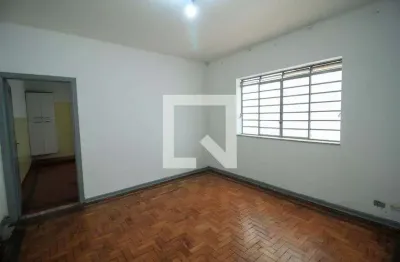 Casa com 3 quartos para alugar na Rua João Antônio de Oliveira, Mooca, São Paulo