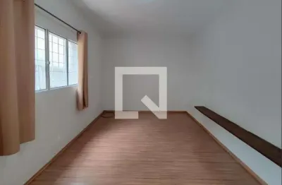 Casa com 2 quartos para alugar na Rua do Professor, Jardim Proença, Campinas