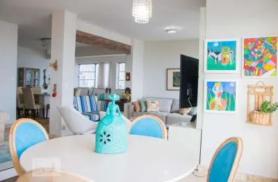 Cobertura com 4 quartos para alugar na Avenida Princesa Isabel, Barra, Salvador