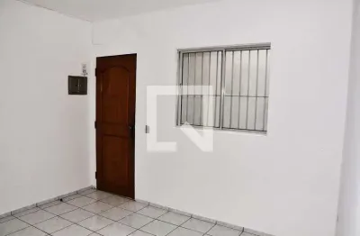 Casa com 1 quarto para alugar na Rua Donato, Piqueri, São Paulo
