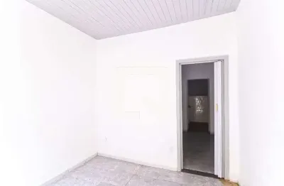 Casa com 1 quarto para alugar na Rua Casemiro De Abreu, Pilares, Rio de Janeiro