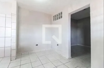 Casa com 1 quarto para alugar na Rua Isaías Gomes, Vila Curuçá, São Paulo