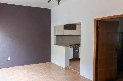 Casa com 4 quartos para alugar na Rua Santana, Santana, Porto Alegre