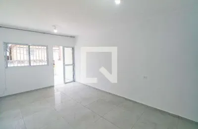 Casa com 2 quartos para alugar na Rua Guaratuba, Jabaquara, São Paulo