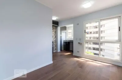 Apartamento com 1 quarto para alugar na Avenida Chibarás, Moema, São Paulo