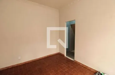 Casa com 1 quarto para alugar na Rua Carolina Franco, Irajá, Rio de Janeiro