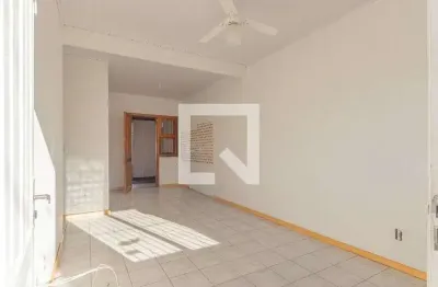 Casa com 2 quartos para alugar na Avenida Imigrantes, São José, Canoas