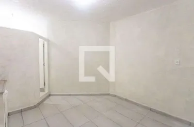 Casa com 1 quarto para alugar na Rua Santa Marta, Canhema, Diadema