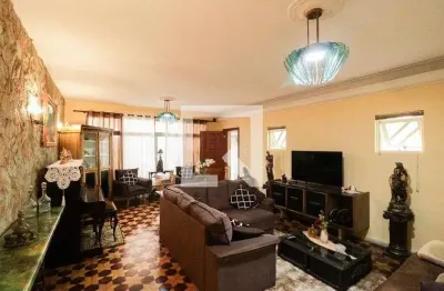 Casa com 3 quartos para alugar na Rua Rafael de Oliveira, Mandaqui, São Paulo