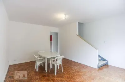 Casa com 3 quartos para alugar na Rua Doutor Albino Rodrigues de Alvarenga, Butantã, São Paulo