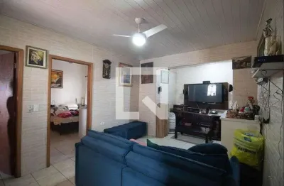 Casa com 3 quartos para alugar na Rua dos Coqueiros, Vila Mazzei, São Paulo
