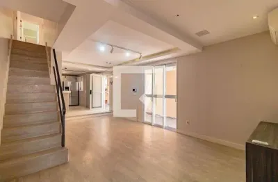 Casa com 2 quartos para alugar na Avenida Eulália, Jabaquara, São Paulo