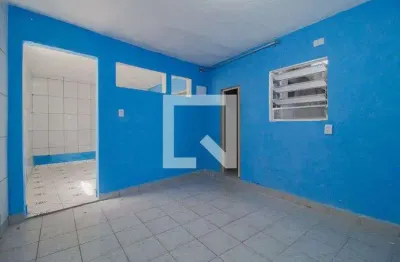 Casa com 1 quarto para alugar na Avenida Saturnino João da Silva, Jardim Campo Verde, Mauá