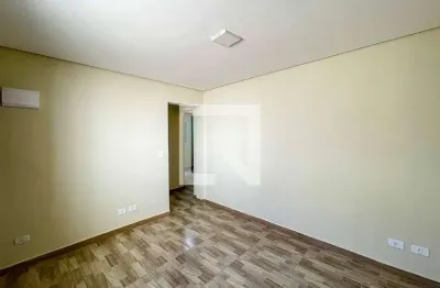 Casa com 2 quartos para alugar na Rua Julia Trevisani Gannam, Casa Verde, São Paulo