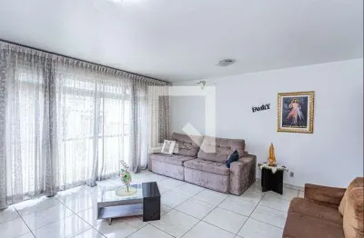 Casa com 3 quartos para alugar na Rua José da Silva Martha, Piqueri, São Paulo