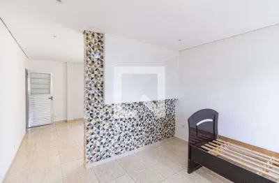 Casa com 1 quarto para alugar na Avenida Víctor Civita, Santa Maria, Osasco