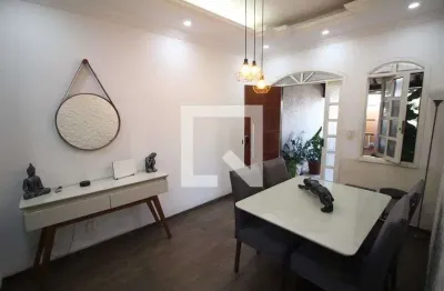 Casa com 5 quartos para alugar na Rua General Eurico Gaspar Dutra, JK, Contagem