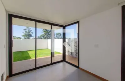 Casa para Aluguel - Rio Tavares, 3 Quartos,  145 m² - Florianópolis