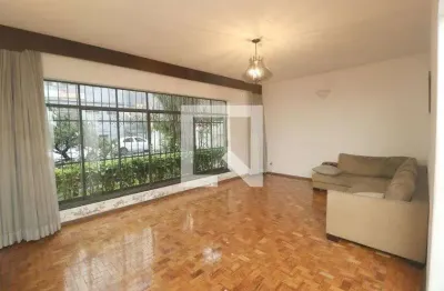 Casa com 2 quartos para alugar na Rua Coronel Abílio Soares, Centro, Santo André